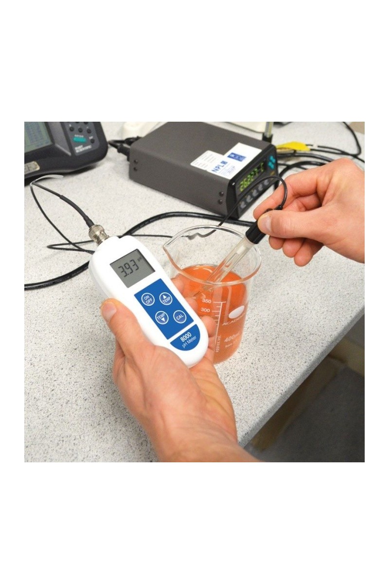 8000 pH Meter with Interchangeable Electrode