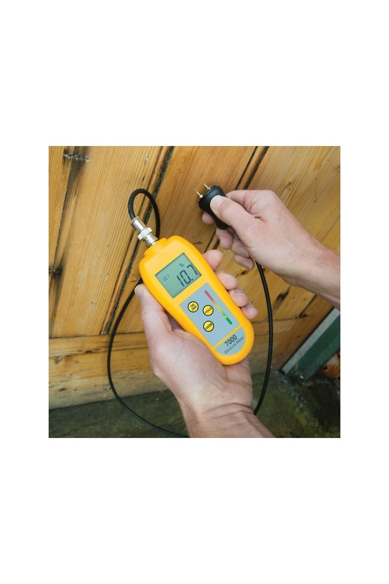 7000 Pin-Type Moisture Meter with Probe